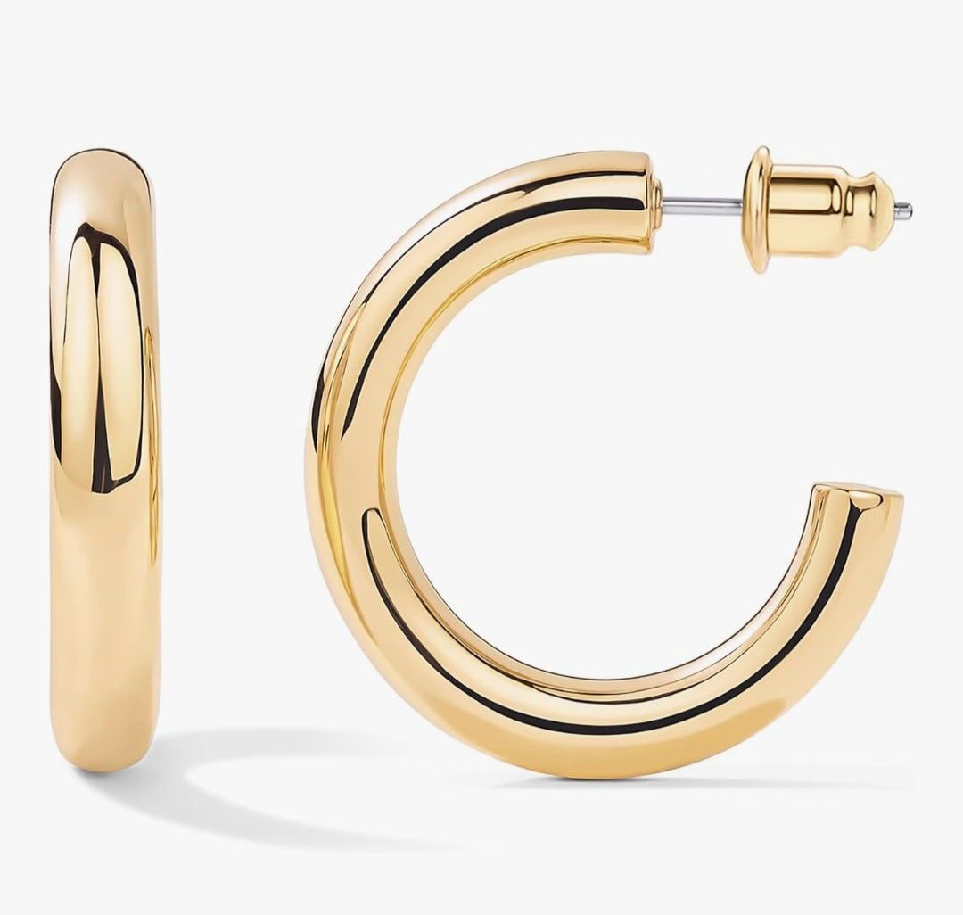 Retail $20 14k Gold Plated Ear Rings