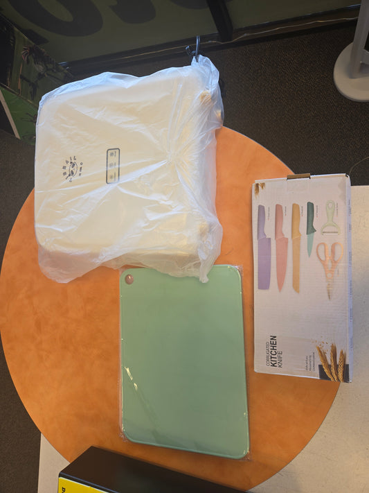 Retail $100 Knife and Cutting Board Dryer