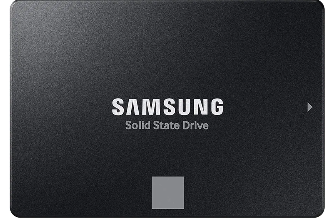 SAMSUNG Solid State Drive Retail $680