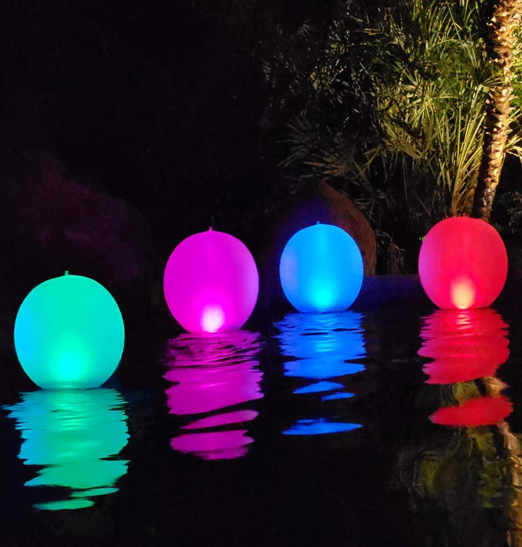 Retail $60 Solar Powered Glow Globe 4pc